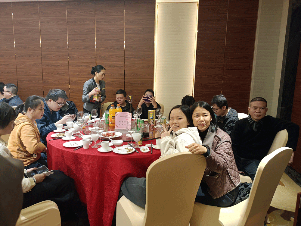 新程啟航，逸云天2025新年聯(lián)歡盛典圓滿(mǎn)結(jié)束